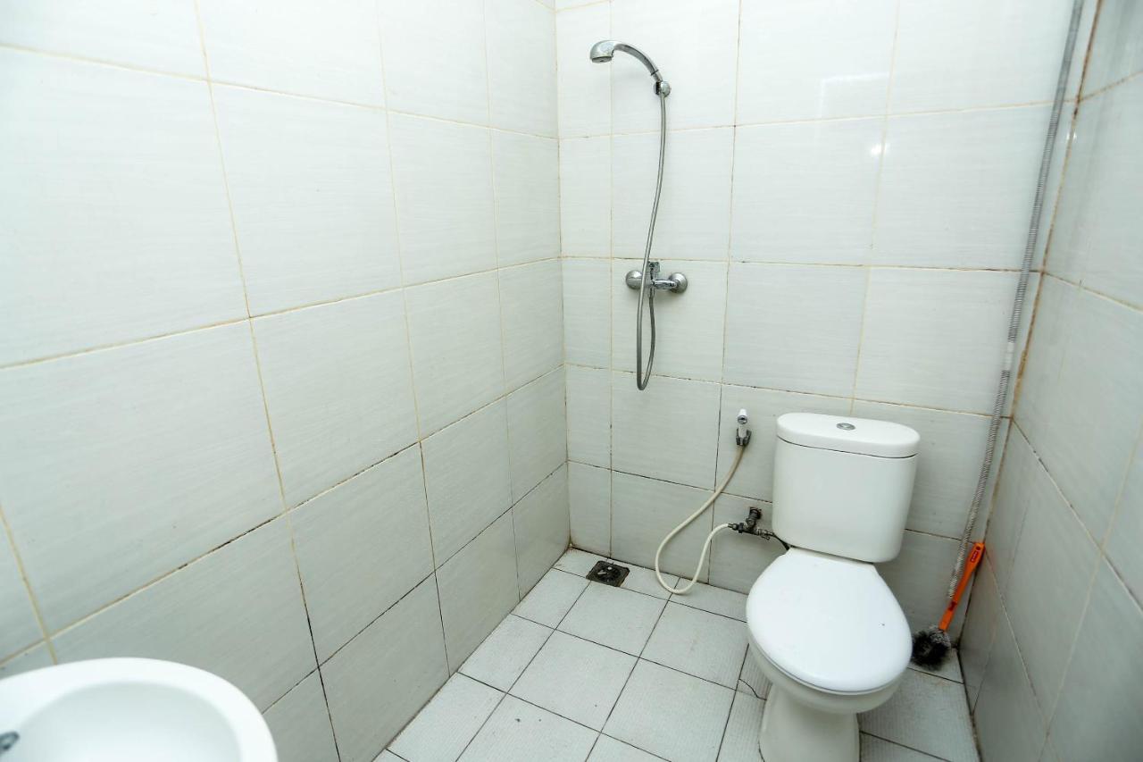 Oyo 2197 Pulau Laut Guest House Banjarmasin  Buitenkant foto