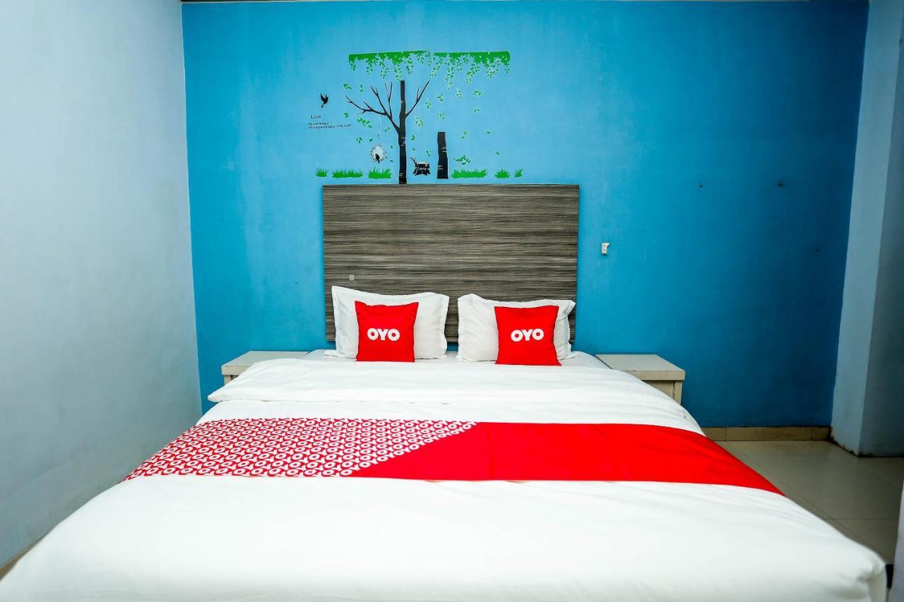 Oyo 2197 Pulau Laut Guest House Banjarmasin  Buitenkant foto